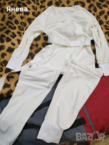 Дамскиспортен плюшен гащеризон, снимка 2 - Гащеризони - 52078025