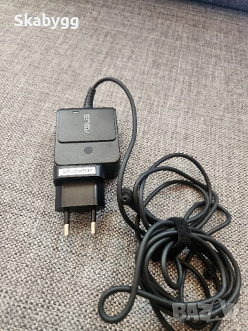 Оригинални зарядни за лаптоп, снимка 7 - Кабели и адаптери - 51641095