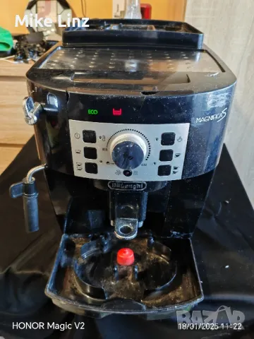 Делонги Магнифика ес на части