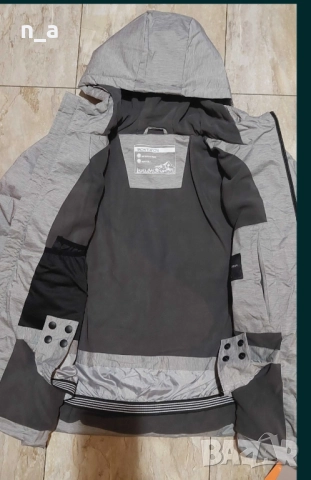 Чисто ново ски яке L, снимка 9 - Зимни спортове - 52805787