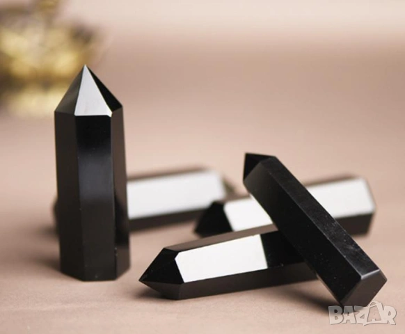 Вулканично Стъкло Пирамидален Обелиск Монокристал Полиран Черен Обсидиан Пазител Камък Закрилник, снимка 2 - Други ценни предмети - 41381907