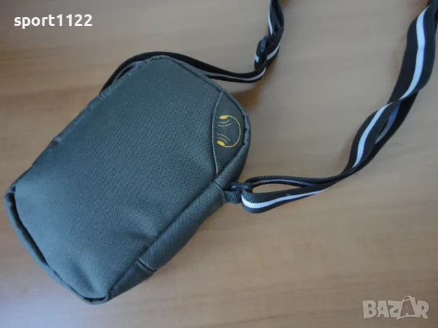 Jack Wolfskin/нова чантичка, снимка 3 - Чанти - 56531630