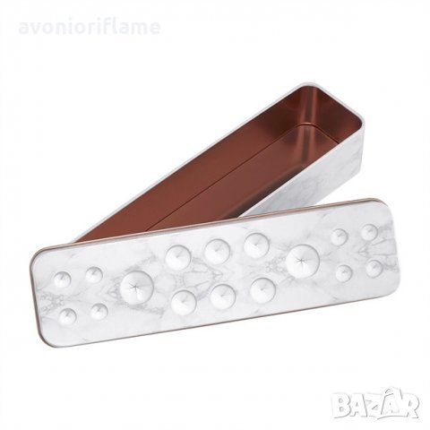 Кутия с Поставка за четки грим Avon, снимка 2 - Декоративна козметика - 30946050