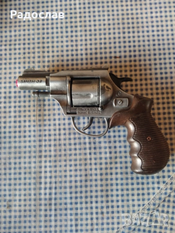 Gonher детски револвер с капси