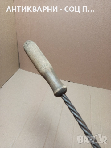 Соц Стара Българска Тупалка За Килими. , снимка 7 - Антикварни и старинни предмети - 52794705