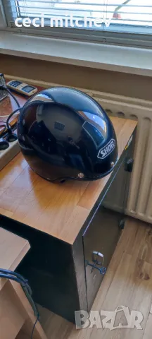 Продавам какска за мотор SHOEI в отлично състояние и очила.