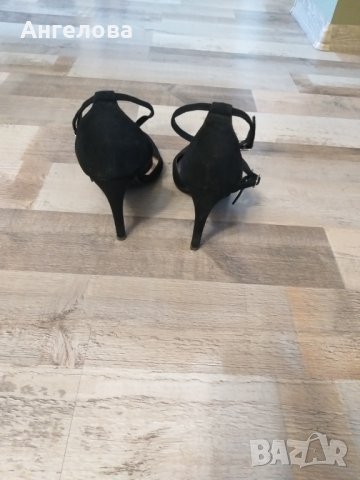 Елегантни обувки на ток, снимка 3 - Дамски обувки на ток - 29946616
