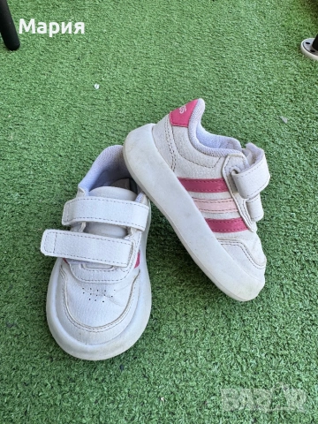 Маратонки adidas