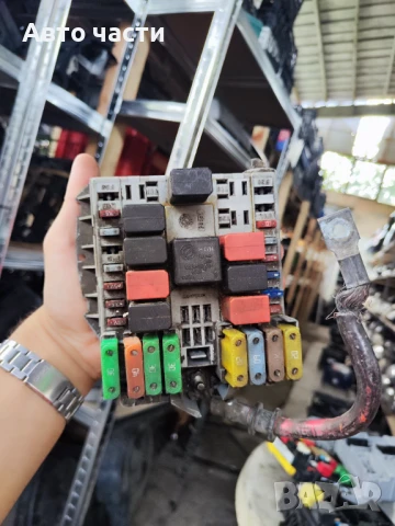 FIAT LINEA 1.4 06- КУТИЯ С БУШОНИ 51806891 / ST 22291