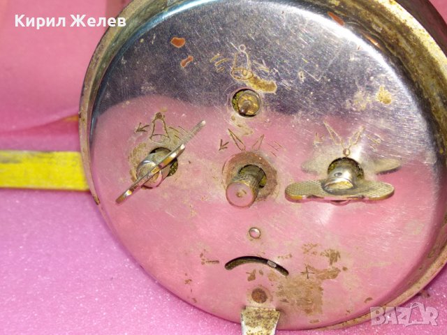 РОДИНА Стар КОЛЕКЦИОНЕРСКИ МЕХАНИЧЕН БЪЛГАРСКИ БУДИЛНИК РАНЕН СОЦ 43679, снимка 13 - Антикварни и старинни предмети - 44464047