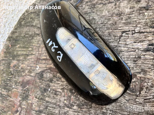 Странично огледало дясно за Мерцедес Е-класа W211 със забележка.2002-2005г, снимка 2 - Части - 47755163