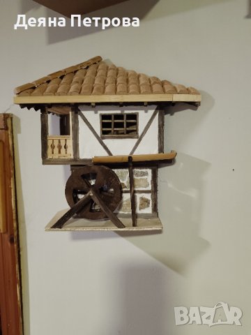 Декорация за стена