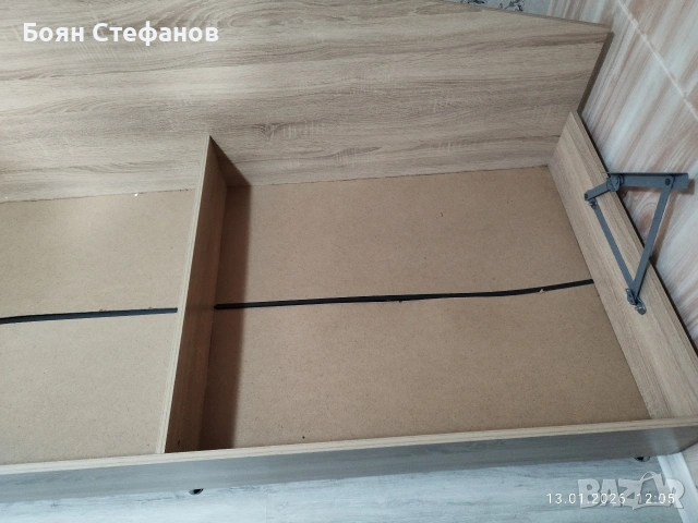 Продавам легло с матрак , снимка 2 - Спални и легла - 53083818