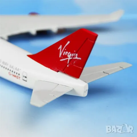Бойнг 747 самолет модел макет Virgin Atlantic метален черна кутия стюардеса, снимка 6 - Колекции - 49506993
