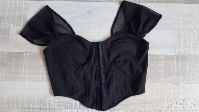 Уникално бюстие и дънкова пола, снимка 3 - Корсети, бюстиета, топове - 52172714