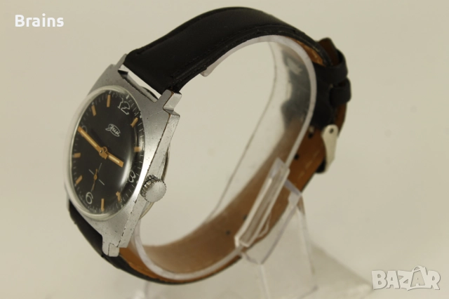 1970's ЗИМ Стар Руски Ръчен Часовник, снимка 5 - Мъжки - 51745806