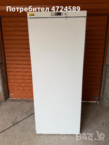 Професионален вертикален фризер NordCap – отлично запазен