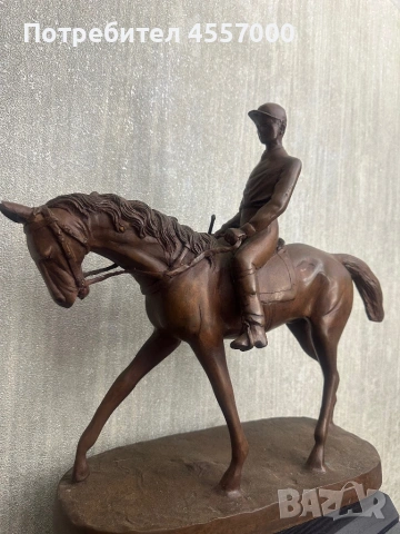 Голяма бронзова статуетка „Жокей на кон“ – Ефектна декорация