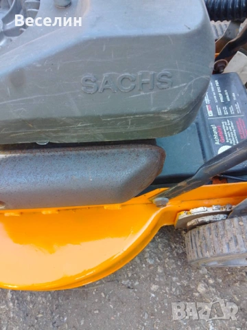 Продавам самоходна косачка SACHS 3.3kw, снимка 4 - Градинска техника - 53882260