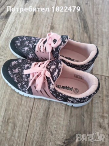 Маратонки 36