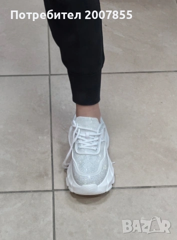 Хит дамски бели маратонки с кристали , снимка 6 - Маратонки - 54250128