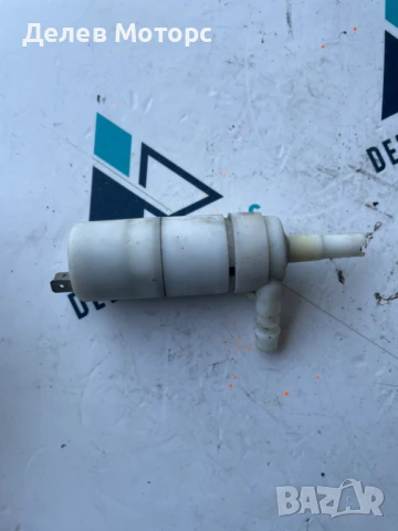 Помпичка за измиване на фарове 357955681 от Порше Каен Porsche Cayenne 4.5I, 340 к.с 2005г.