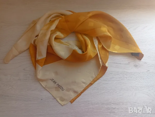 Дамски шал Patou, снимка 8 - Шалове - 55889159