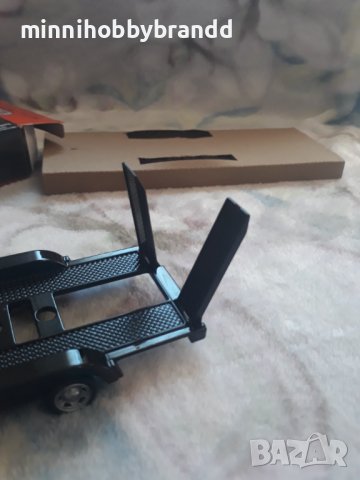 Платформа-Ремарке.  1.43  Motor Max. Metal Trailer . Die-cast Collection., снимка 4 - Колекции - 40312708