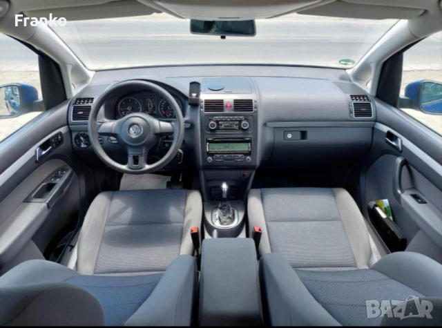 Фолксваген Туран 1,6tdi Автоматик от Германия , снимка 5 - Автомобили и джипове - 50992539