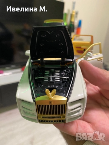 Метален модел на Rolls-Royce (1:24), снимка 6 - Колекции - 52258220
