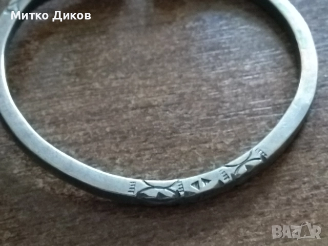 Месингова гривна с орнаменти два броя винтидж, снимка 7 - Гривни - 51515445