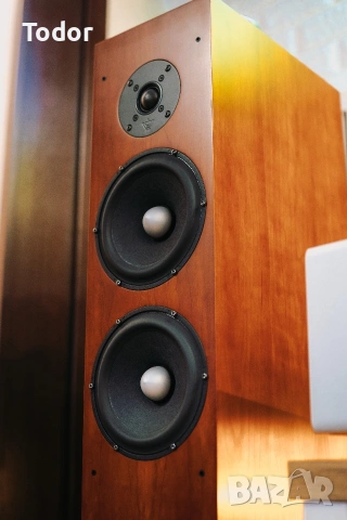 Avance Signature 8 Mk.3, снимка 4 - Тонколони - 54346273