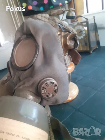 Царски противогаз Държавна Военна Фабрика Казанлък - Арсенал, снимка 2 - Антикварни и старинни предмети - 50929190