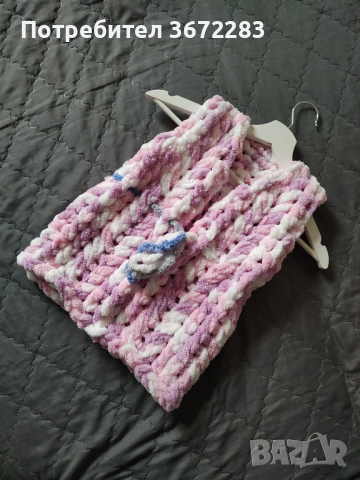 Детско ръчно изработено - плетено елече / елек / жилетка от мека прежда