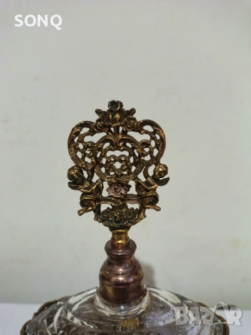 Уникално Красиво Старо Шише За Парфюм, снимка 2 - Антикварни и старинни предмети - 52823484