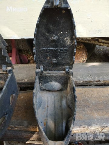 Продавам стари ютии на жар , снимка 3 - Антикварни и старинни предмети - 36865226