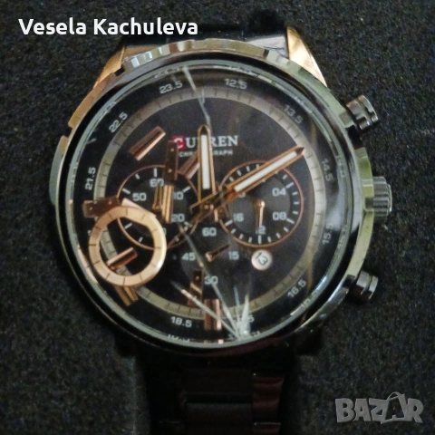 Продавам мъжки часовник Curren със счупено стъкло 