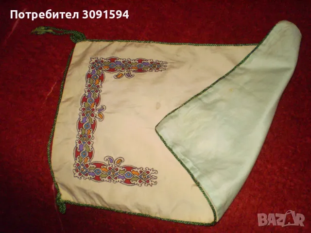 Ръчно изработена  покривка с подплата традиционна Българска  ръчни бродерия, снимка 6 - Други ценни предмети - 48751365