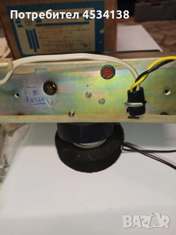 Ретро автомобилно радио, снимка 4 - Радиокасетофони, транзистори - 52958210