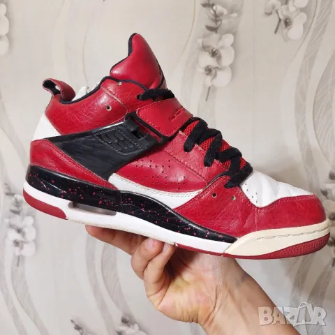 маратонки Jordan Flight 45 Gym Red White номер 41,5-42, снимка 17 - Маратонки - 40352208