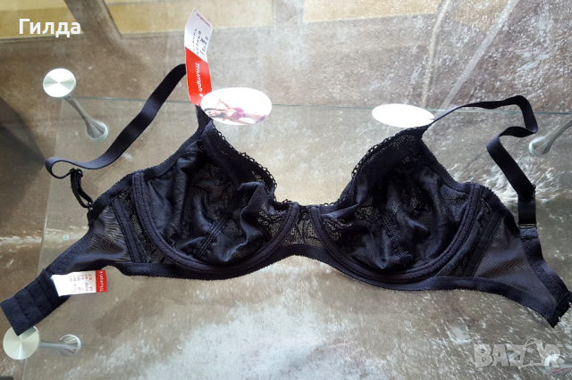 Сутиен Triumph 65 F, снимка 5 - Бельо - 36391902