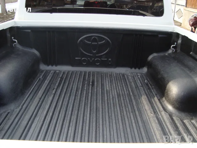 тойота хайлукс 2.4д-4д, снимка 3 - Автомобили и джипове - 49275945