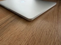 НОВ MacBook Pro 13" M2 Chip 8-CPU, 10-GPU,16GB RAM, 256GB SSD ГАРАНЦИЯ, снимка 2