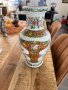 Красива ваза - китайски порцелан