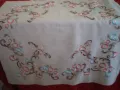 Винтидж ленена ретро покривка за маса с бродирани  цветя, снимка 8