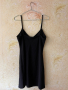 Малка черна сатенена рокля с регулиращи се презрамки 🖤, снимка 3
