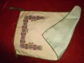 Ръчно изработена  покривка с подплата традиционна Българска  ръчни бродерия, снимка 6