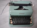 Чехословашка пишеща машина CONSUL 1958 г., снимка 1