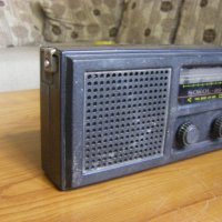 Старо съветско работещо радио Сокол-304 от 1980-те години, снимка 3 - Радиокасетофони, транзистори - 42876599