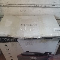 Продавам грамофон /CD/радио/Bluetooth с говорители чисто нов Victrola , снимка 4 - Грамофони - 37437010